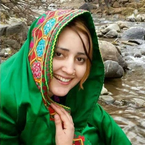 Pakistani Pathan Pastho Beautiful Girl Secret Sex ...